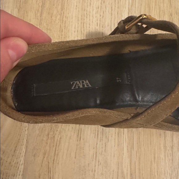 Zara Women's Brown Mary Jane Flats - Picture 10 of 10
